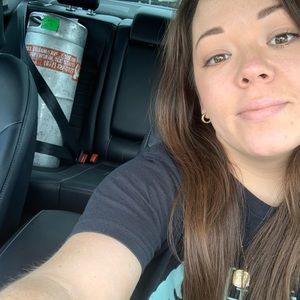 Meet your Posher, Melysa